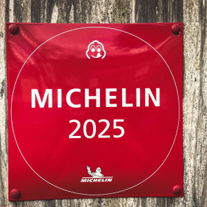 Plaque Michelin Bib gourmand 2025